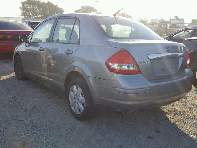 3N1BC1AP8BL424939 - 2011 NISSAN VERSA S GRAY photo 3