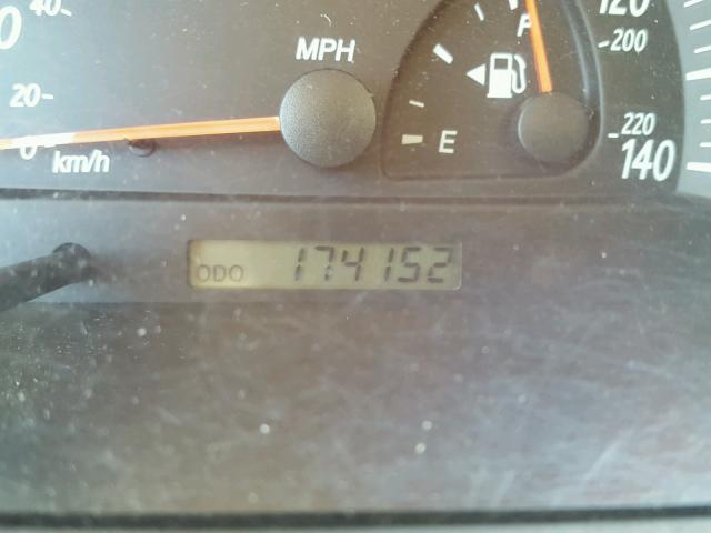 JTDBE32K430189489 - 2003 TOYOTA CAMRY LE SILVER photo 8