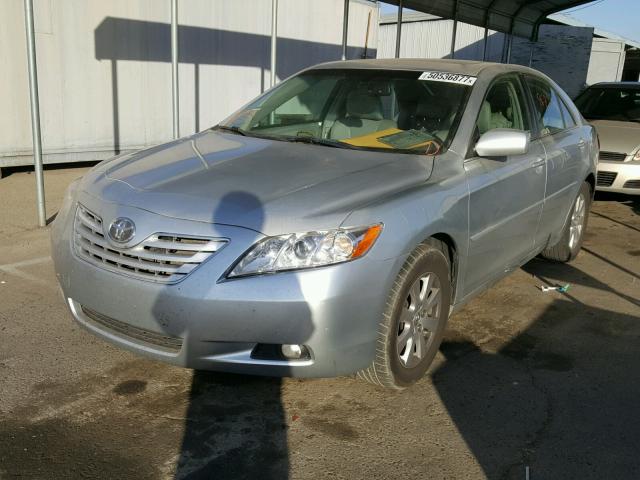 JTNBK46K573030697 - 2007 TOYOTA CAMRY NEW SILVER photo 2