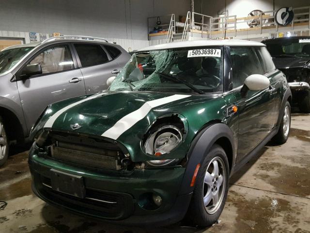 WMWSU3C54BT184198 - 2011 MINI COOPER GREEN photo 2