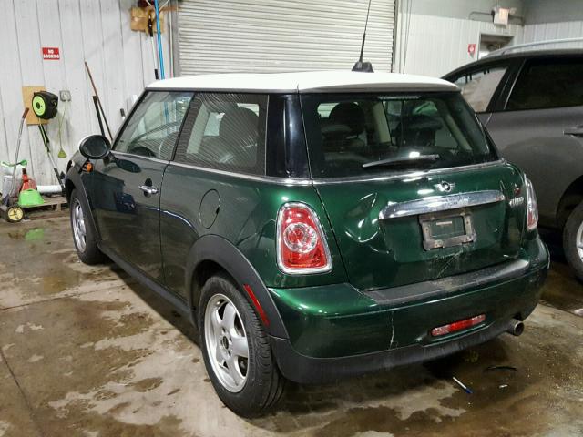 WMWSU3C54BT184198 - 2011 MINI COOPER GREEN photo 3