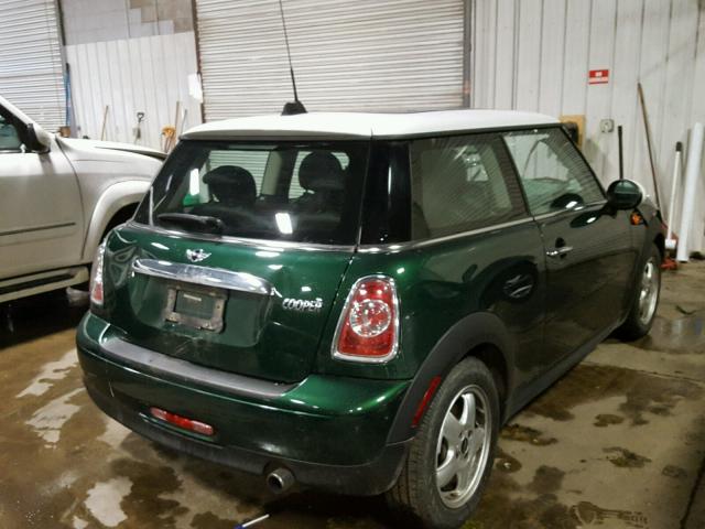 WMWSU3C54BT184198 - 2011 MINI COOPER GREEN photo 4