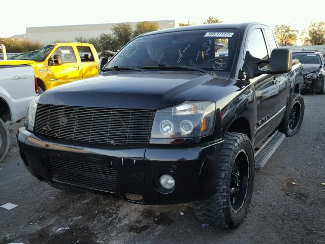 1N6AA06A45N560404 - 2005 NISSAN TITAN XE BLACK photo 2