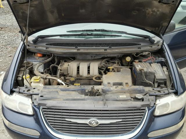 1C4GP44R4YB741603 - 2000 CHRYSLER TOWN & COU BLUE photo 7