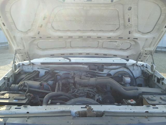 1FDKF37G6REA17909 - 1994 FORD F350 WHITE photo 7