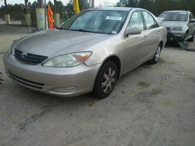 4T1BE32KX2U519588 - 2002 TOYOTA CAMRY LE SILVER photo 2