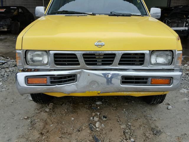 1N6SD11S4VC414629 - 1997 NISSAN TRUCK BASE YELLOW photo 9