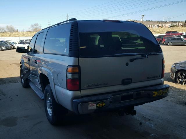 3GNGK26U84G260010 - 2004 CHEVROLET SUBURBAN K SILVER photo 3