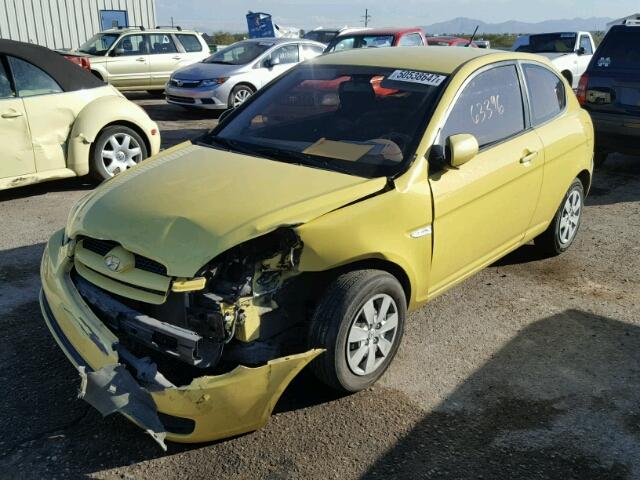 KMHCM3AC6AU172552 - 2010 HYUNDAI ACCENT BLU YELLOW photo 2