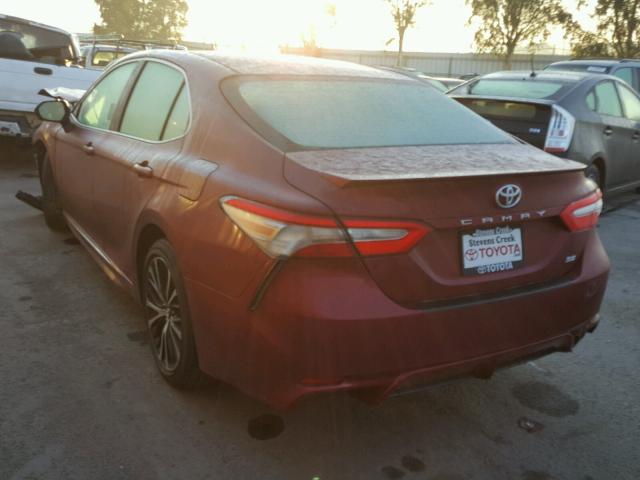 4T1B11HKXJU528734 - 2018 TOYOTA CAMRY L RED photo 3