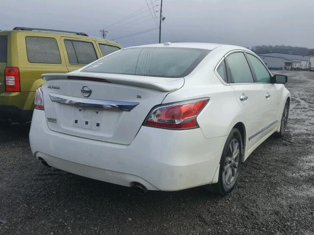 1N4AL3AP6FC185273 - 2015 NISSAN ALTIMA 2.5 WHITE photo 4