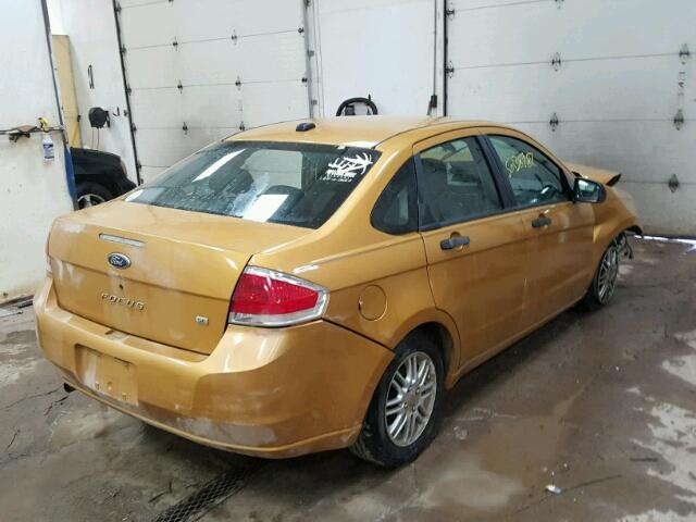 1FAHP35N39W165772 - 2009 FORD FOCUS SE GOLD photo 4