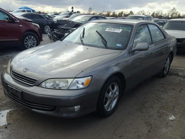 JT8BF28G115106965 - 2001 LEXUS ES 300 GRAY photo 2