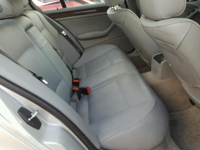 WBAEV53463KM31838 - 2003 BMW 330 I SILVER photo 6