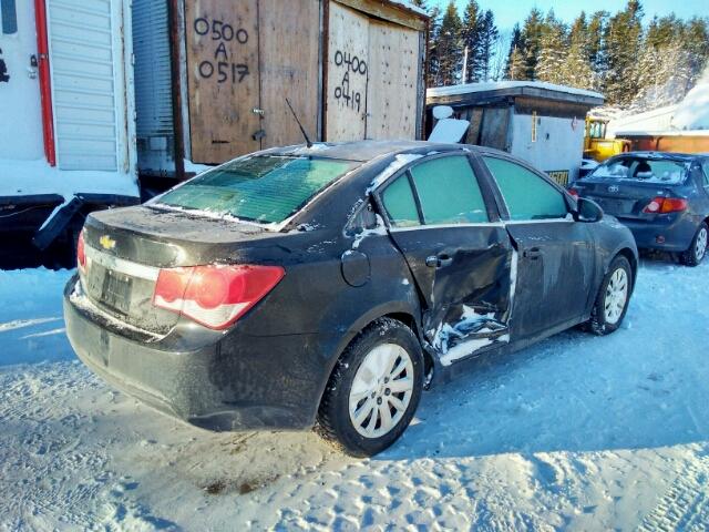 1G1PB5SH3B7139079 - 2011 CHEVROLET CRUZE LS BLACK photo 4