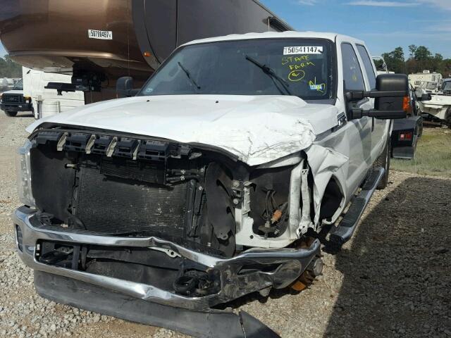 1FT7W2B61CEA11901 - 2012 FORD F250 SUPER WHITE photo 2