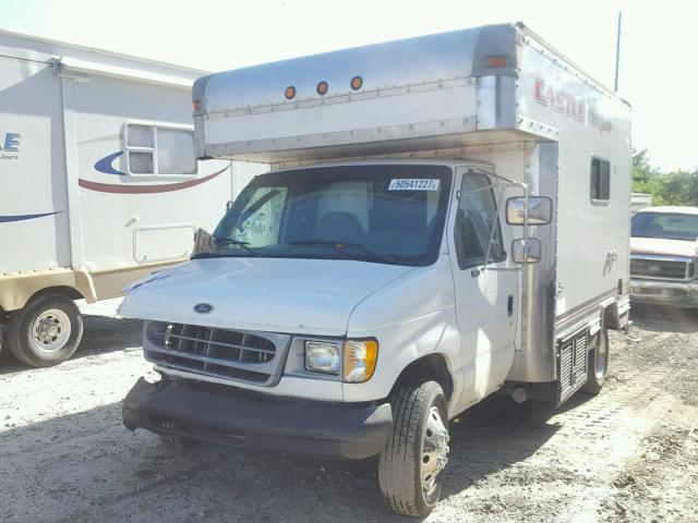 1FDWE35S0YHA44080 - 2000 FORD ECONOLINE WHITE photo 2