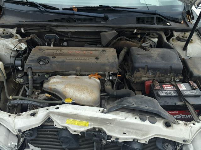 4T1BE32K64U323554 - 2004 TOYOTA CAMRY LE თეთრი ფოტო 7