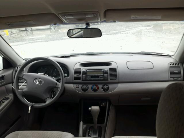 4T1BE32K64U323554 - 2004 TOYOTA CAMRY LE თეთრი ფოტო 9