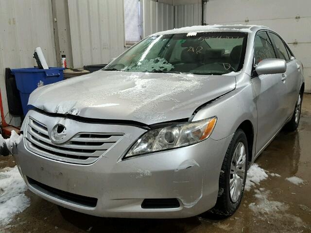 4T4BE46K69R111217 - 2009 TOYOTA CAMRY BASE SILVER photo 2