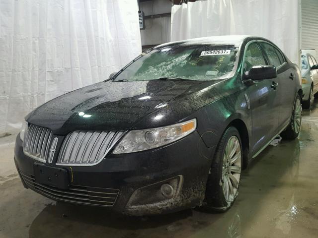 1LNHL9DR3BG607698 - 2011 LINCOLN MKS BLACK photo 2