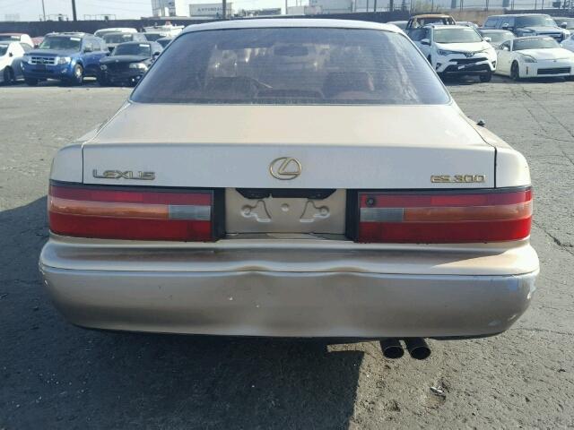 JT8BF12G7T0134790 - 1996 LEXUS ES 300 BROWN photo 9