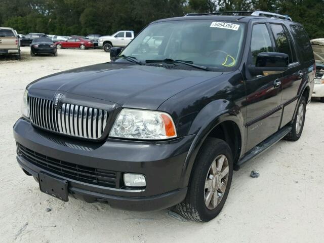 5LMFU28556LJ05899 - 2006 LINCOLN NAVIGATOR BLACK photo 2