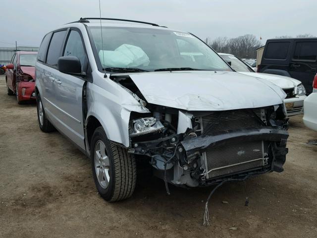 2D4RN4DE0AR307412 - 2010 DODGE GRAND CARA SILVER photo 1