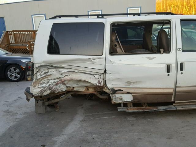 1GKEL19X52B510441 - 2002 GMC SAFARI XT WHITE photo 9