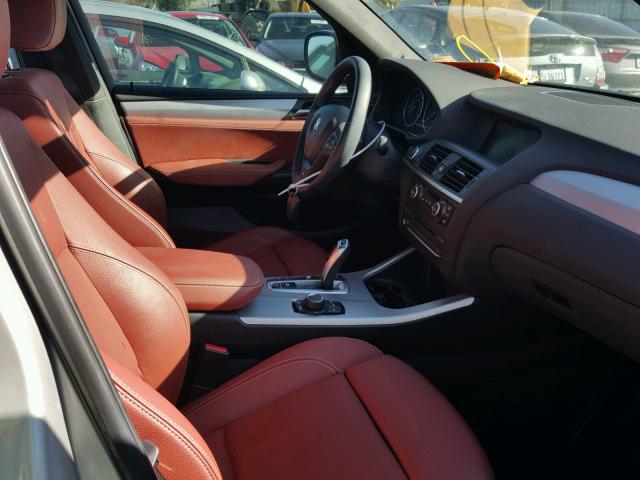 5UXWX9C57D0A22473 - 2013 BMW X3 XDRIVE2 Серебристый фото 5