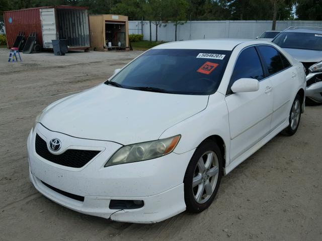 4T1BE46K49U825552 - 2009 TOYOTA CAMRY BASE WHITE photo 2