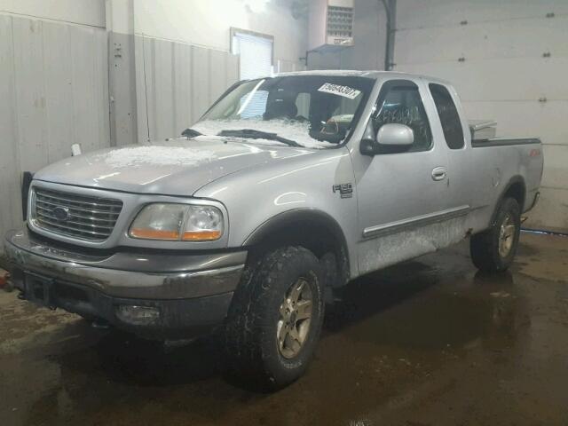 1FTRX18L32NA78673 - 2002 FORD F150 SILVER photo 2