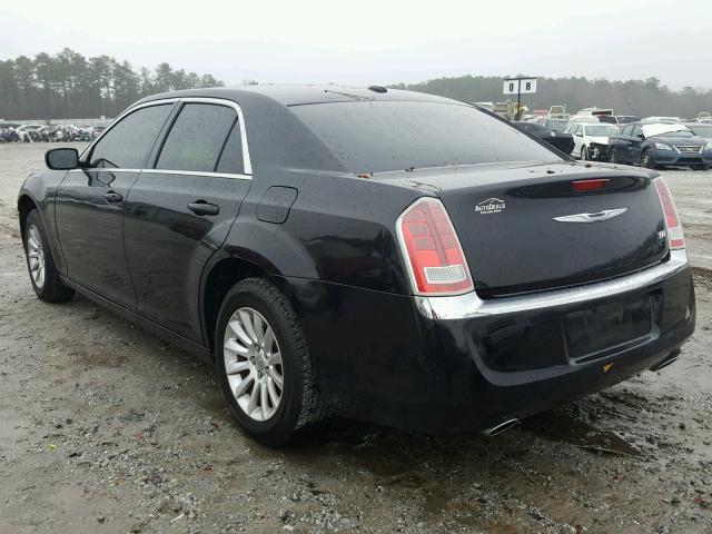 2C3CA4CG0BH573381 - 2011 CHRYSLER 300 BLACK photo 3