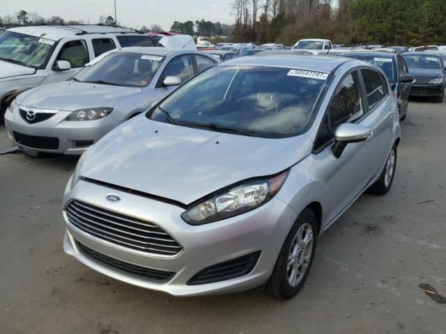 3FADP4EJ1EM110202 - 2014 FORD FIESTA SE SILVER photo 2