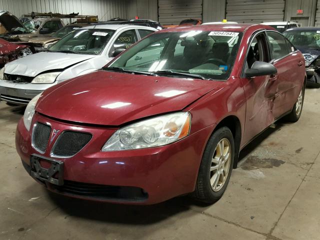 1G2ZG528554141492 - 2005 PONTIAC G6 MAROON photo 2