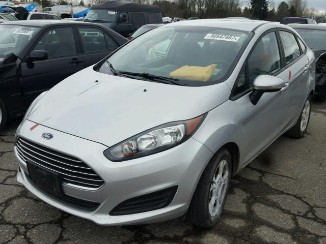 3FADP4BJ5FM118373 - 2015 FORD FIESTA SE SILVER photo 2