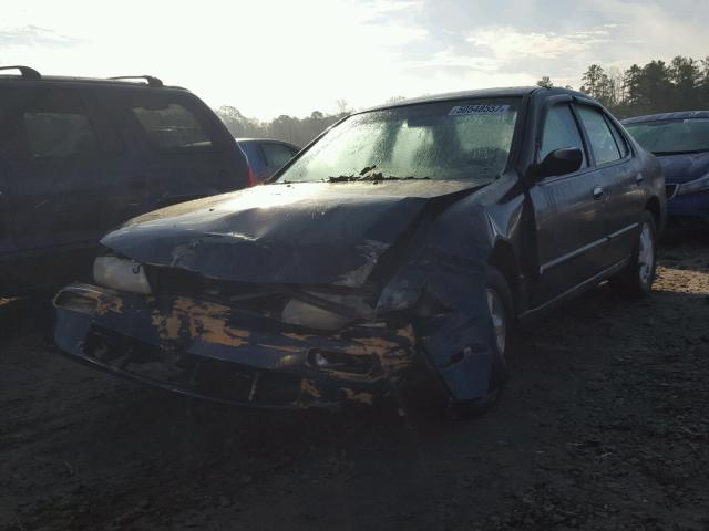 1N4BU31D5SC248543 - 1995 NISSAN ALTIMA XE BLUE photo 2