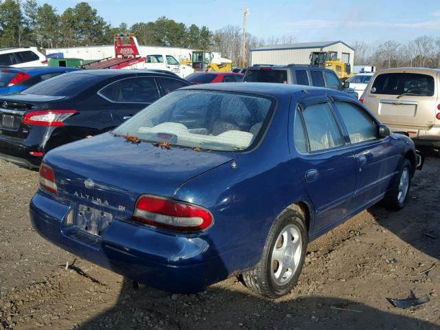 1N4BU31D5SC248543 - 1995 NISSAN ALTIMA XE BLUE photo 4