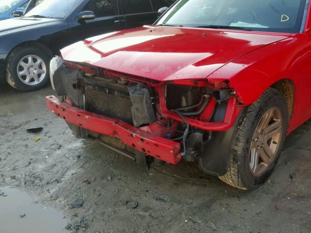 2B3KA43GX8H200379 - 2008 DODGE CHARGER RED photo 9