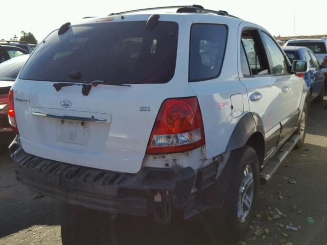 KNDJD733555342996 - 2005 KIA SORENTO EX WHITE photo 4