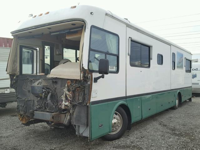 4SLB6BN24W1110727 - 1998 AMERICAN MOTORS MOTORHOME TWO TONE photo 2