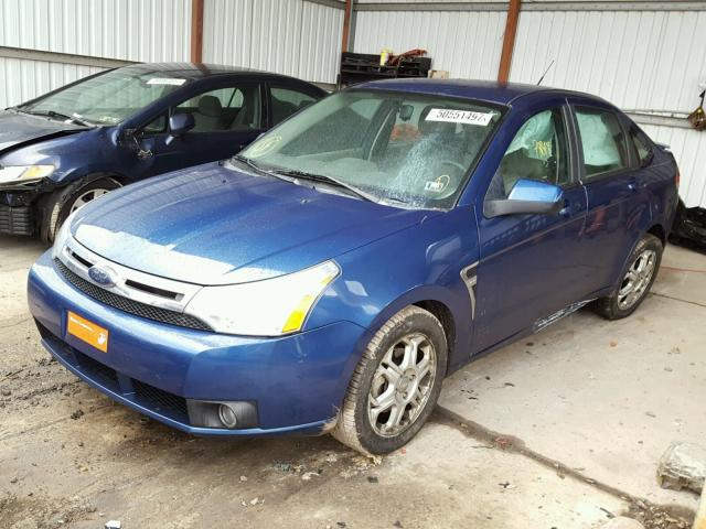 1FAHP35N68W205468 - 2008 FORD FOCUS SE BLUE photo 2