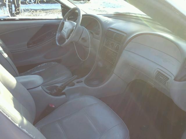 1FAFP44422F189735 - 2002 FORD MUSTANG GRAY photo 5