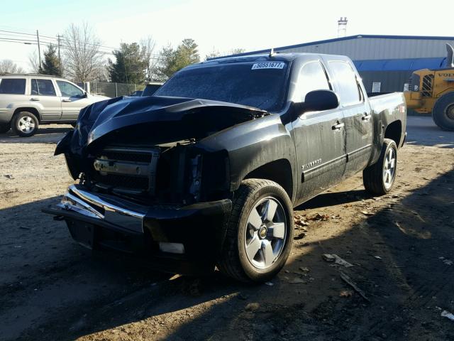 3GCPKSE32BG362627 - 2011 CHEVROLET SILVERADO BLACK photo 2