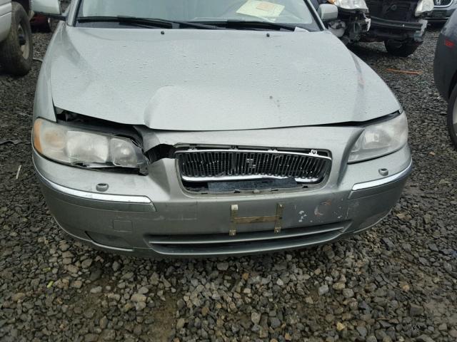 YV1SW592261538222 - 2006 VOLVO V70 2.5T TAN photo 9