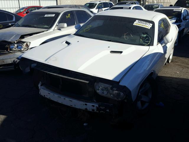 2C3CDYAG1EH298741 - 2014 DODGE CHALLENGER WHITE photo 2