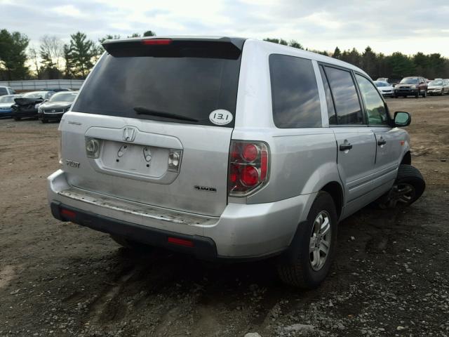 5FNYF18126B029627 - 2006 HONDA PILOT LX SILVER photo 4