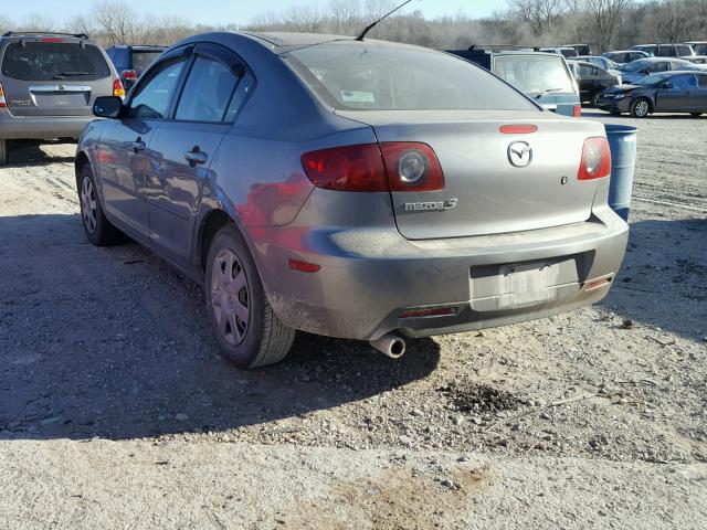 JM1BK12F261443344 - 2006 MAZDA 3 I GRAY photo 3