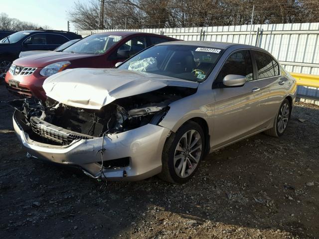 1HGCR2F58DA023335 - 2013 HONDA ACCORD SPO SILVER photo 2