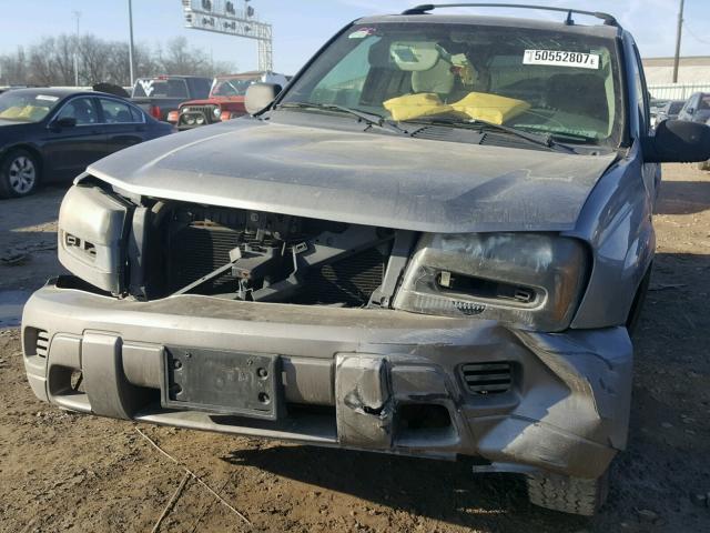 1GNDS13S072112561 - 2007 CHEVROLET TRAILBLAZE GRAY photo 9